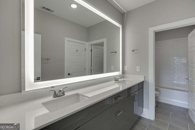 456 Parkway Drive NE 6, Atlanta, GA 30308