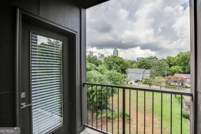 456 Parkway Drive NE 6, Atlanta, GA 30308