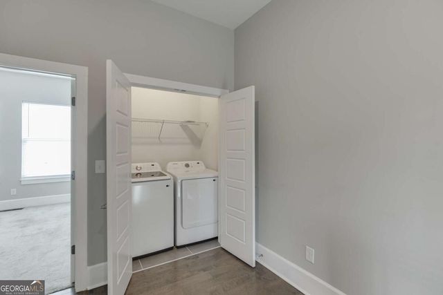 456 Parkway Drive NE 6, Atlanta, GA 30308