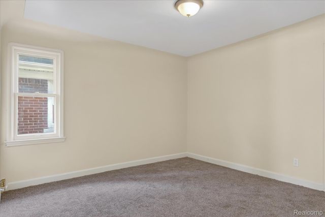 17509 Santa Barbara Drive, Detroit, MI 48221