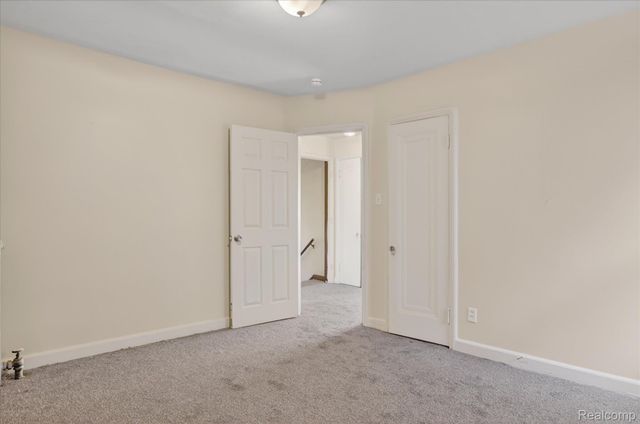 17509 Santa Barbara Drive, Detroit, MI 48221
