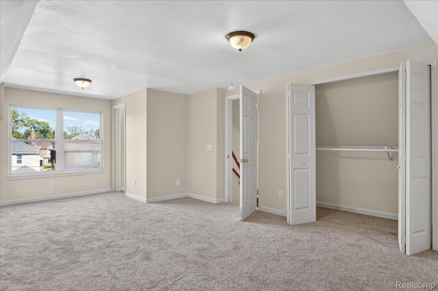 17509 Santa Barbara Drive, Detroit, MI 48221