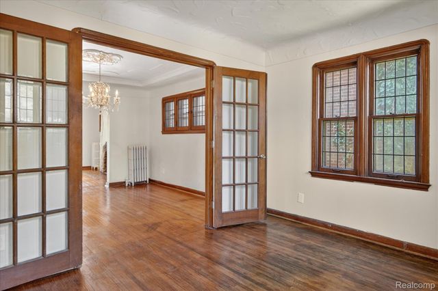 17509 Santa Barbara Drive, Detroit, MI 48221