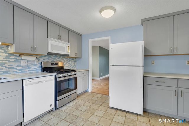 108 Skyview Drive 108, Cromwell, CT 06416