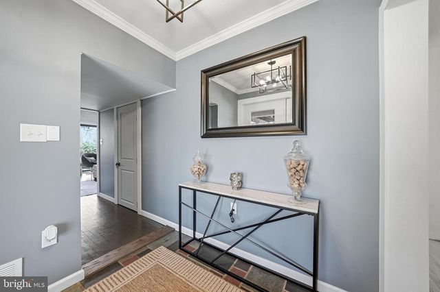 1528 E MALAGA RD, Williamstown, NJ 08094