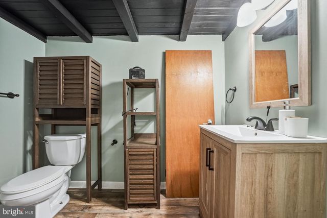 1528 E MALAGA RD, Williamstown, NJ 08094