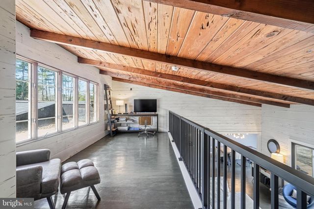 1528 E MALAGA RD, Williamstown, NJ 08094