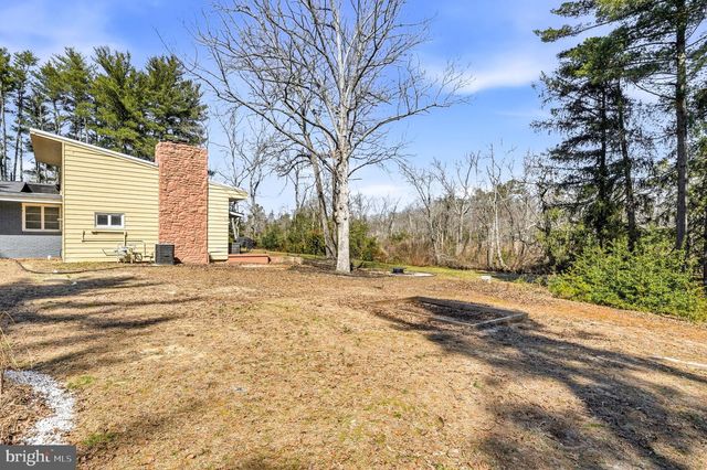 1528 E MALAGA RD, Williamstown, NJ 08094