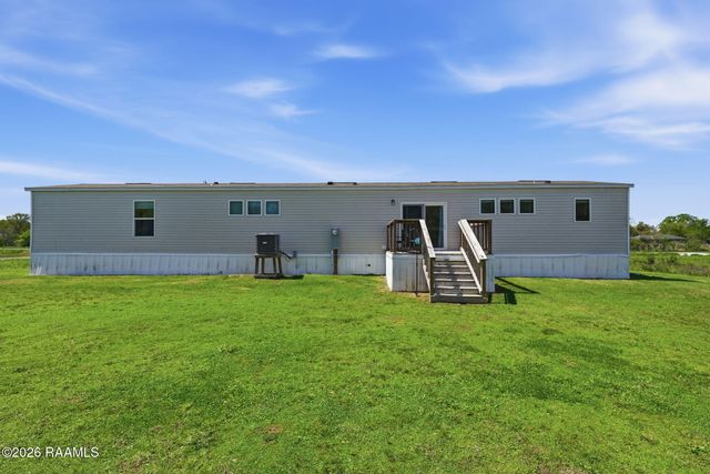 154 Bearb Road, Sunset, LA 70584