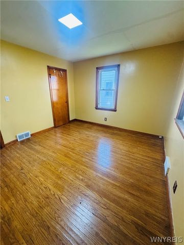 98 Boll Street, Cheektowaga, NY 14212
