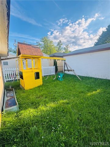 98 Boll Street, Cheektowaga, NY 14212