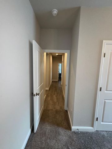 521 roundstone Road, Fort Worth, TX 76052