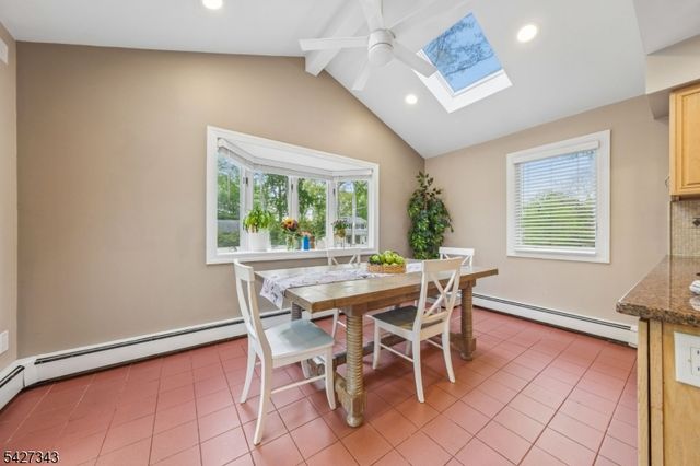 9 Wingate Way, Roseland Boro, NJ 07068