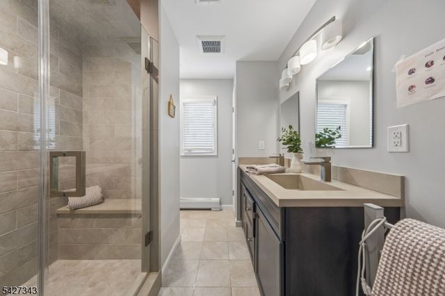 9 Wingate Way, Roseland Boro, NJ 07068