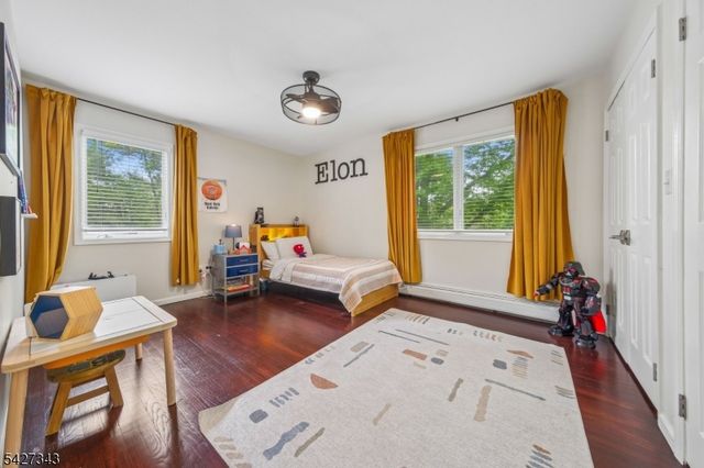 9 Wingate Way, Roseland Boro, NJ 07068