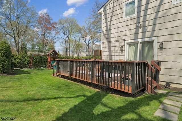 9 Wingate Way, Roseland Boro, NJ 07068