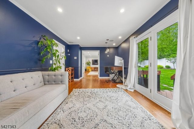 9 Wingate Way, Roseland Boro, NJ 07068