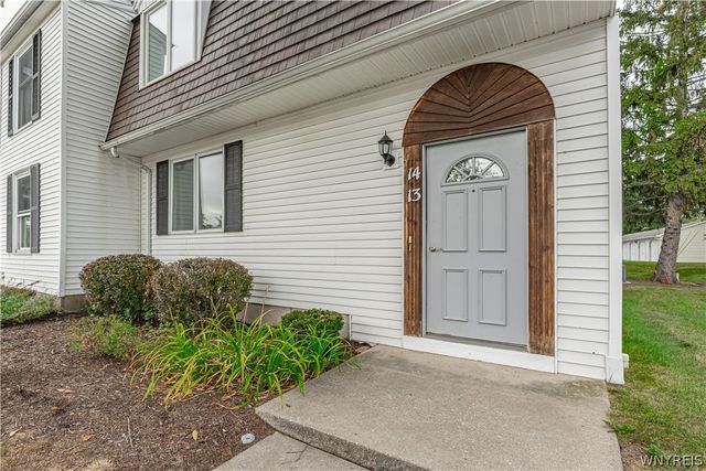 4745 Chestnut Ridge Road 13, Amherst, NY 14228