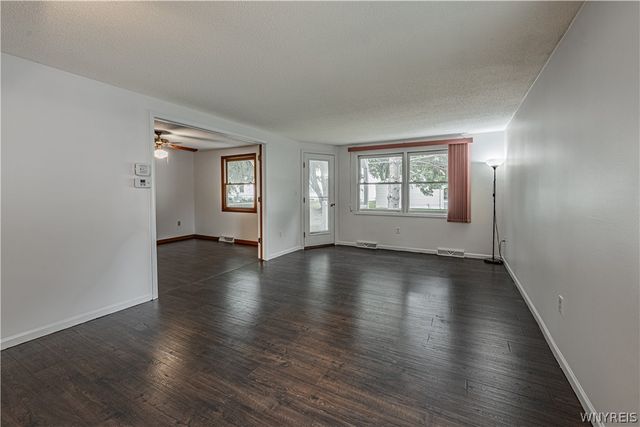 4745 Chestnut Ridge Road 13, Amherst, NY 14228