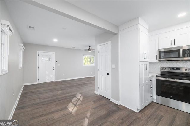 896 Oakland Drive SW, Atlanta, GA 30310