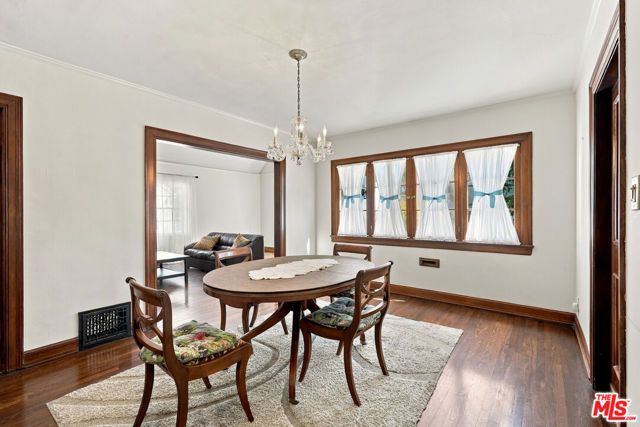 343 N Bronson Avenue, Los Angeles, CA 90004