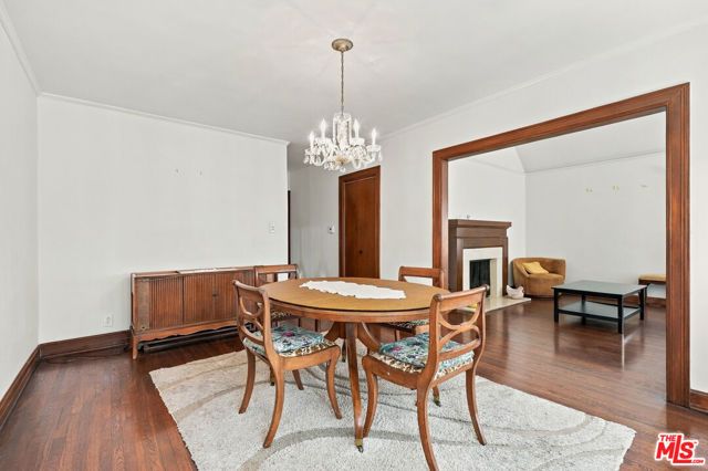 343 N Bronson Avenue, Los Angeles, CA 90004