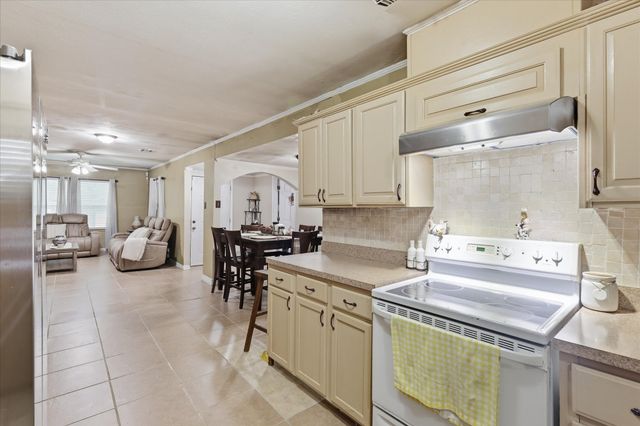 2800 Brockbank Drive, Irving, TX 75062