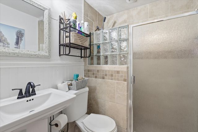 2800 Brockbank Drive, Irving, TX 75062