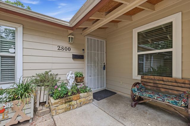 2800 Brockbank Drive, Irving, TX 75062