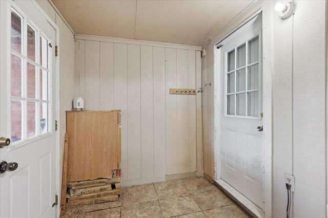 2800 Brockbank Drive, Irving, TX 75062