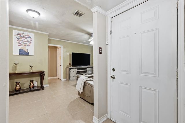 2800 Brockbank Drive, Irving, TX 75062
