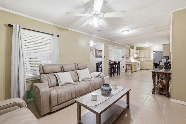 2800 Brockbank Drive, Irving, TX 75062