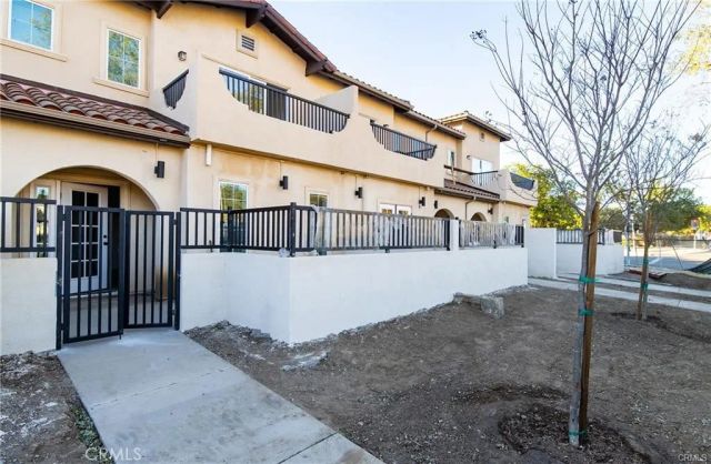 5518 E Los Angeles Avenue 2, Simi Valley, CA 93063