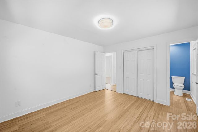 109 E Georgia Avenue, Bessemer City, NC 28016