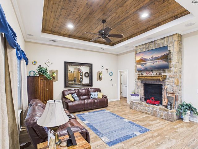 934 THRIFT ROAD, Burkburnett, TX 76354