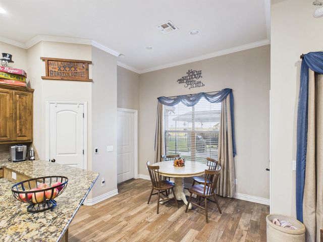 934 THRIFT ROAD, Burkburnett, TX 76354