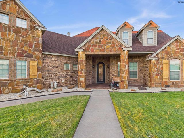 934 THRIFT ROAD, Burkburnett, TX 76354