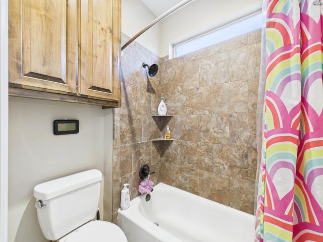 934 THRIFT ROAD, Burkburnett, TX 76354