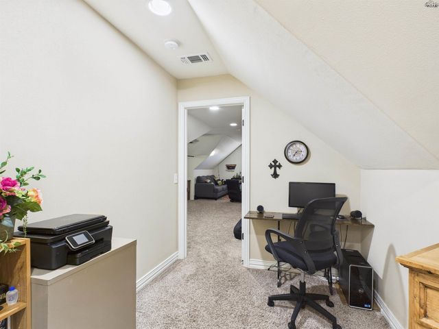 934 THRIFT ROAD, Burkburnett, TX 76354