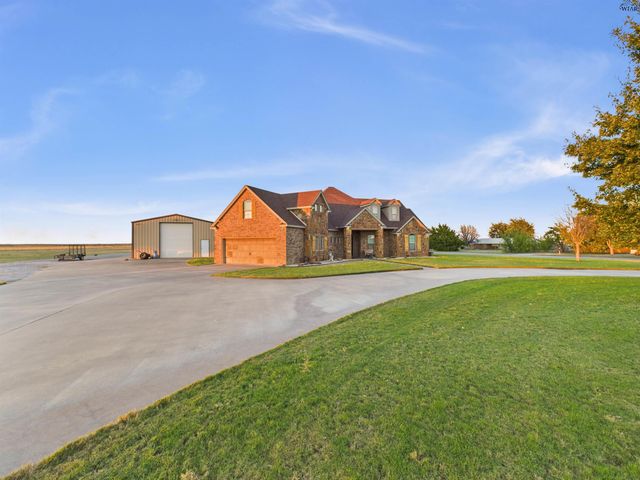 934 THRIFT ROAD, Burkburnett, TX 76354