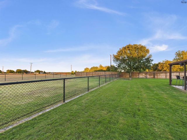 934 THRIFT ROAD, Burkburnett, TX 76354