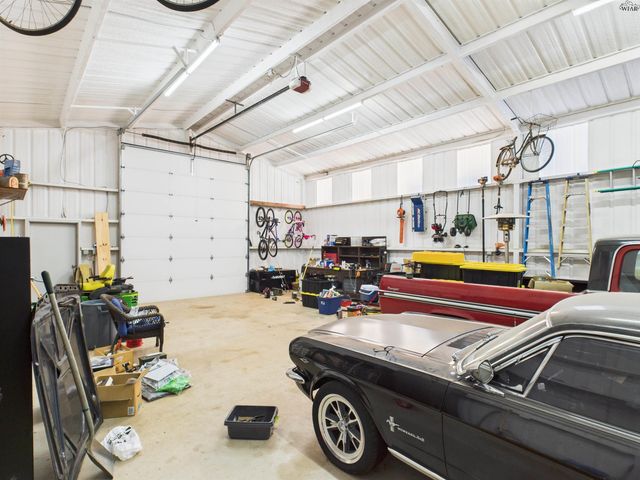 934 THRIFT ROAD, Burkburnett, TX 76354