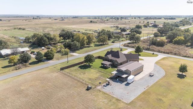 934 THRIFT ROAD, Burkburnett, TX 76354