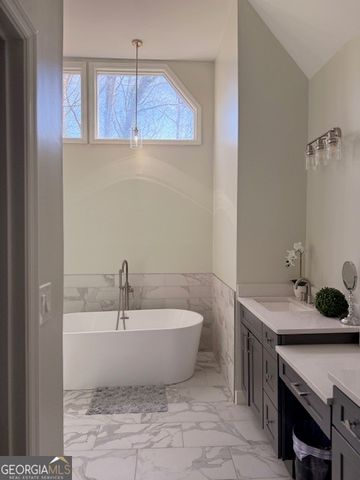 1080 Pebble Bend Drive, Grayson, GA 30017