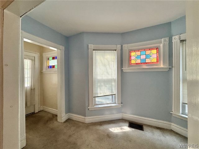 50 Abbottsford Place, Buffalo, NY 14213