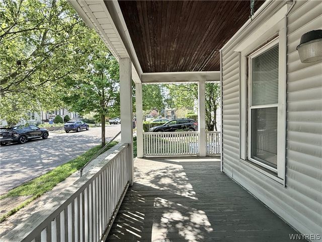 50 Abbottsford Place, Buffalo, NY 14213