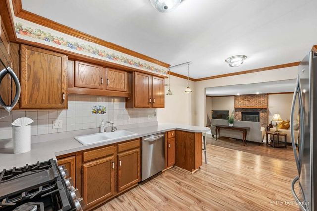 1217 North Avenue, Batavia, IL 60510