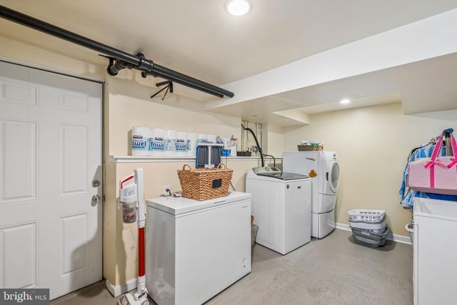 105 SPRING AVE, Conshohocken, PA 19428