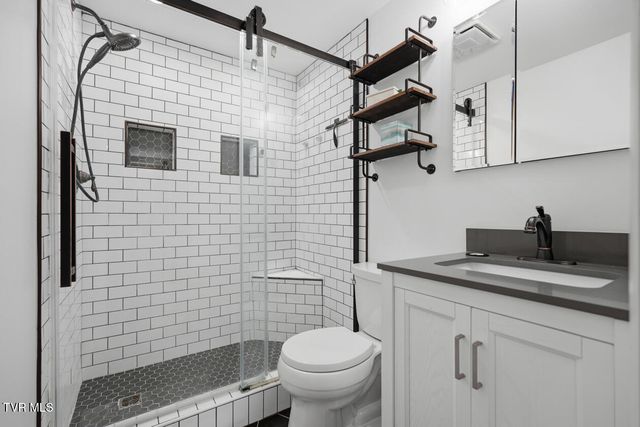 308 Northeast Grant Avenue, Wise, VA 24293