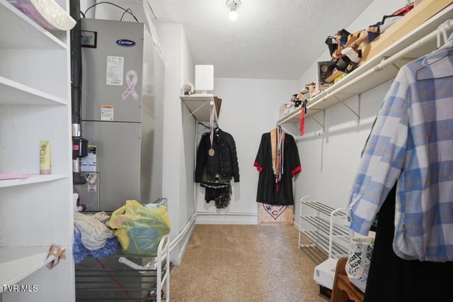 308 Northeast Grant Avenue, Wise, VA 24293